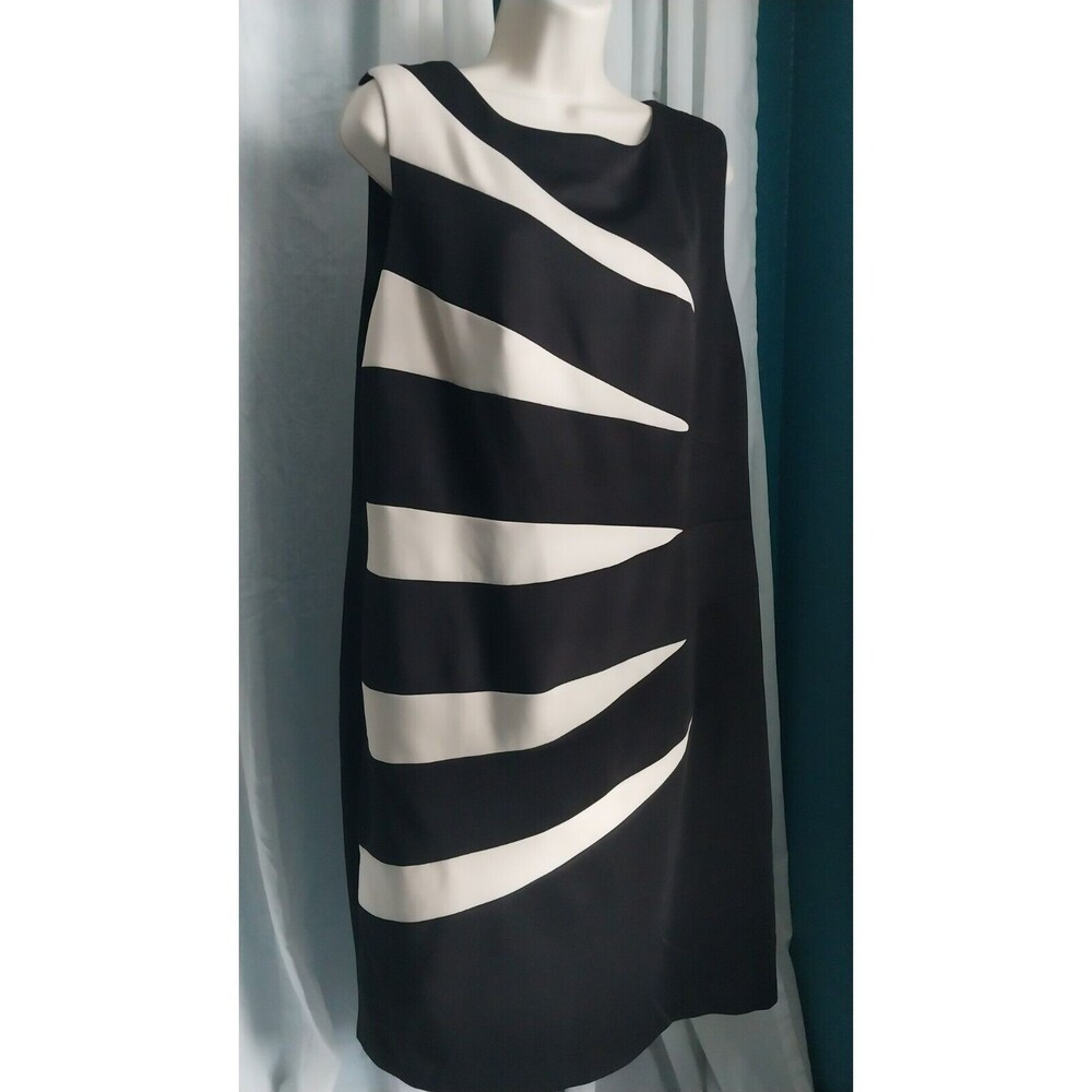 R&M Richards Dress Women's 14w Black White Sheath Zip Back Sleeveless
